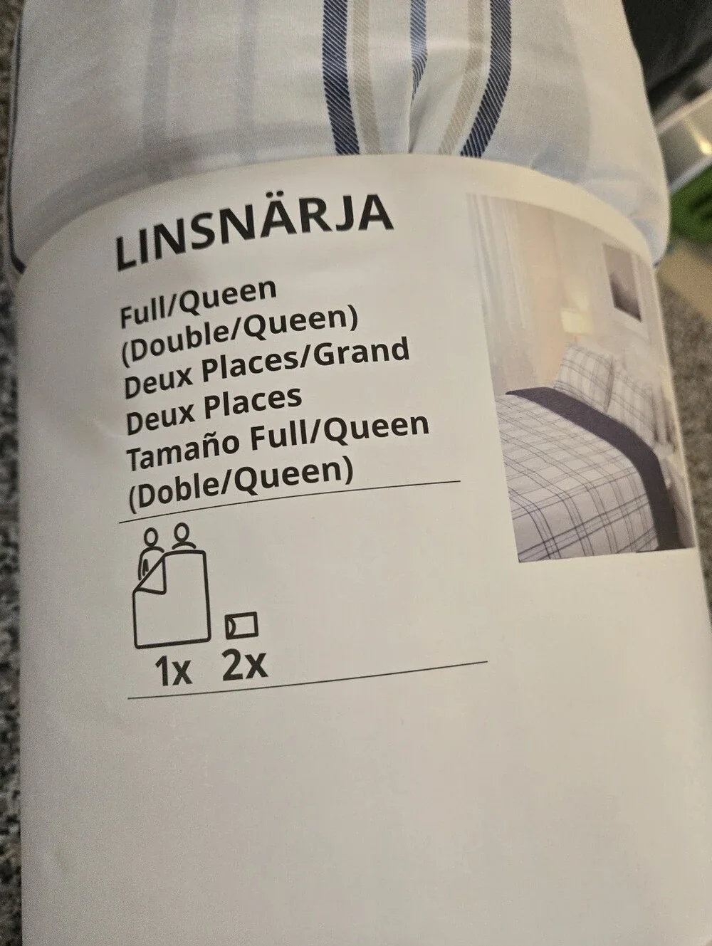 IKEA LINSNÄRJA White and Blue Plaid Comforter Set